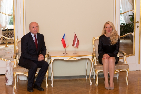 Inese Lībiņa-Egnere tiekas ar Čehijas vēstnieku