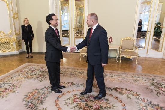 Saeimas priekšsēdētājas biedrs Gundars Daudze tiekas ar Vjetnamas vēstnieku