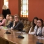 Latvijas Universitātes Sociālo zinātņu fakultātes komunikācijas zinātnes studenti klātienē iepazīst Saeimas deputātu un parlamentā strādājošo reportieru darbu studiju kursa "Reportiera darbnīca - reportiera darbs Saeimā" ietvaros