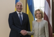 La Présidente de la Saeima à son homologue ukrainien: la Lettonie maintiendra son soutien à l’Ukraine