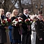 Saeimas Prezidija locekļi un deputāti Komunistiskā genocīda upuru piemiņas dienā noliek ziedus pie Brīvības pieminekļa