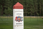 La Saeima soutient la déclaration d’état d’urgence à la frontière entre la Lettonie et la Russie