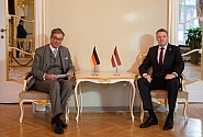 Saeimas priekšsēdētājs vēstniekam pateicas par Vācijas ieguldījumu reģiona drošības stiprināšanā