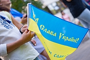 Atbalsts no kara bēgošajiem Ukrainas iedzīvotājiem pagarināts līdz nākamā gada jūlijam