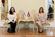 Zanda Kalniņa-Lukaševica ar Izraēlas vēstnieci pārrunā ciešākas sadarbības iespējas