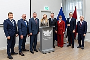 Juridiskā komisija, apmeklējot Latvijas Republikas prokuratūru, spriež par tās darba efektivizēšanas iespējām