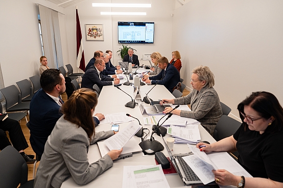 Juridiskās komisijas sēde