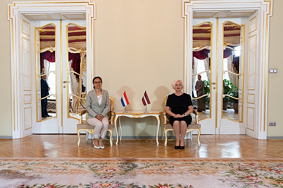 Daiga Mieriņa tiekas ar Nīderlandes vēstnieci