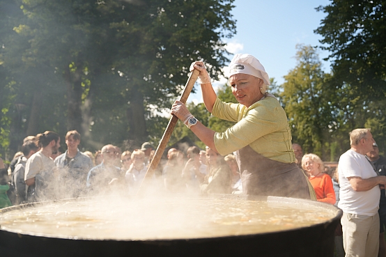 Daiga Mieriņa piedalās Nēģu svētkos Carnikavā