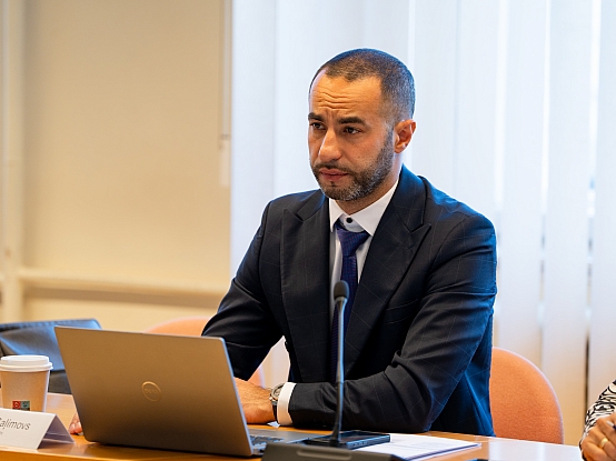 Tautsaimniecības, agrārās, vides un reģionālās politikas komisijas sēde