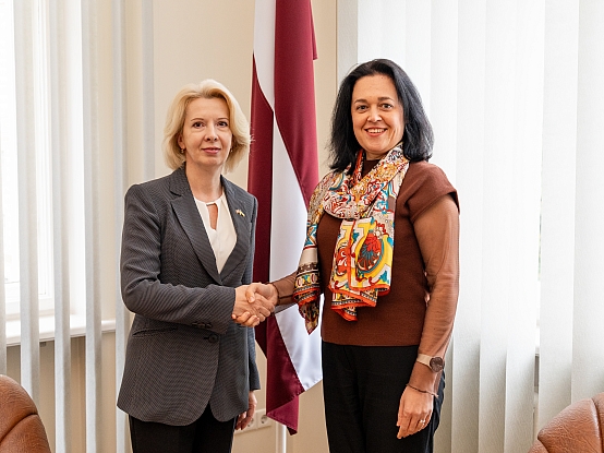 Ināra Mūrniece tiekas ar Moldovas vēstnieci