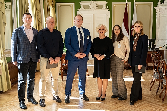 Daiga Mieriņa tiekas ar Latvijas Ārpolitikas institūta pārstāvjiem