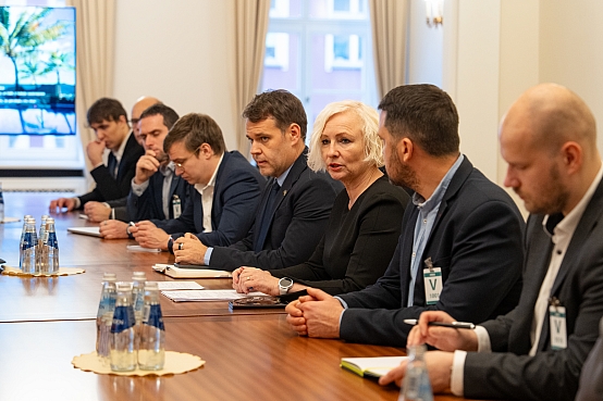 Daiga Mieriņa tiekas ar Latvijas kosmosa nozares pārstāvjiem