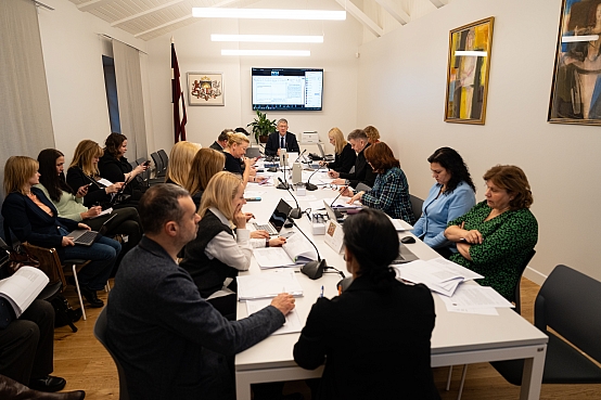 Juridiskās komisijas sēde