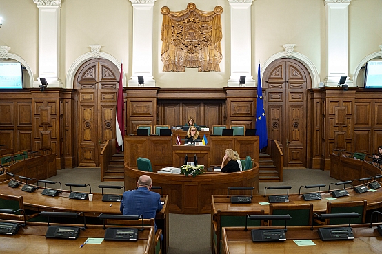 Atbilžu sniegšana uz deputātu jautājumiem