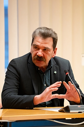 Parlamentārās izmeklēšanas komisijas sēde