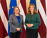 Zanda Kalniņa-Lukaševica tiekas ar Lietuvas vēstnieci