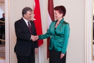 Solvita Āboltiņa Saeimas namā tiekas ar Turcijas prezidentu