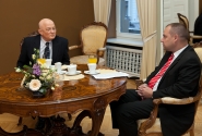 Saeimas priekšsēdētājas biedrs Gundars Daudze tiekas ar Izraēlas pagaidu pilnvaroto lietvedi