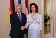 Solvita Āboltiņa Vācijas prezidentam: Latvija ir ieinteresēta vēl ciešākā sadarbībā ar Vāciju