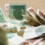 Saeima grozīs 117 likumprojektus latu nomaiņai pret eiro 