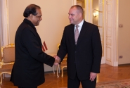 Saeimas priekšsēdētājas biedrs Gundars Daudze tiekas ar Šrilankas vēstnieku