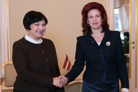 Solvita Āboltiņa tiekas ar Baltkrievijas vēstnieci