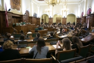 La journée d’immersion professionnelle à la Saeima: environ 250 jeunes ont découvert le travail habituel des parlementaires