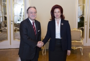 Saeimas priekšsēdētāja tiekas ar jauno Turcijas vēstnieku