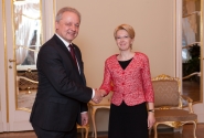 Saeimas priekšsēdētāja tiekas ar Beļģijas vēstnieku