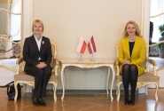 Inese Lībiņa-Egnere Saeimas namā tiekas ar Polijas vēstnieci