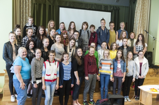 Priekules vidusskolas skolēni piedalās skolu programmā "Iepazīsti Saeimu"