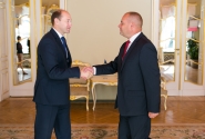 Gundars Daudze tiekas ar Moldovas vēstnieku