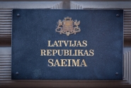 Saeima apstiprina deputāta pilnvaras Andrim Morozovam, Līgai Kozlovskai, Jeļenai Lazarevai un Romanam Miloslavskim