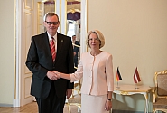 Ināra Mūrniece pateicas Vācijas vēstniekam par ieguldījumu divpusējo attiecību stiprināšanā