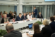 Saeimas komisijas diskutē par Latvijas progresu Eiropas Komisijas ieteikumu ieviešanā