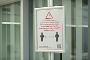 La Saeima soutient les amendements à la loi, lesquels prévoient de maintenir les restrictions après la sortie de l’état d’urgence sanitaire