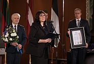 Mme Ginta Gerharde-Upeniece, historienne de l’art, est lauréate du prix des Arts institué par l’Assemblée balte